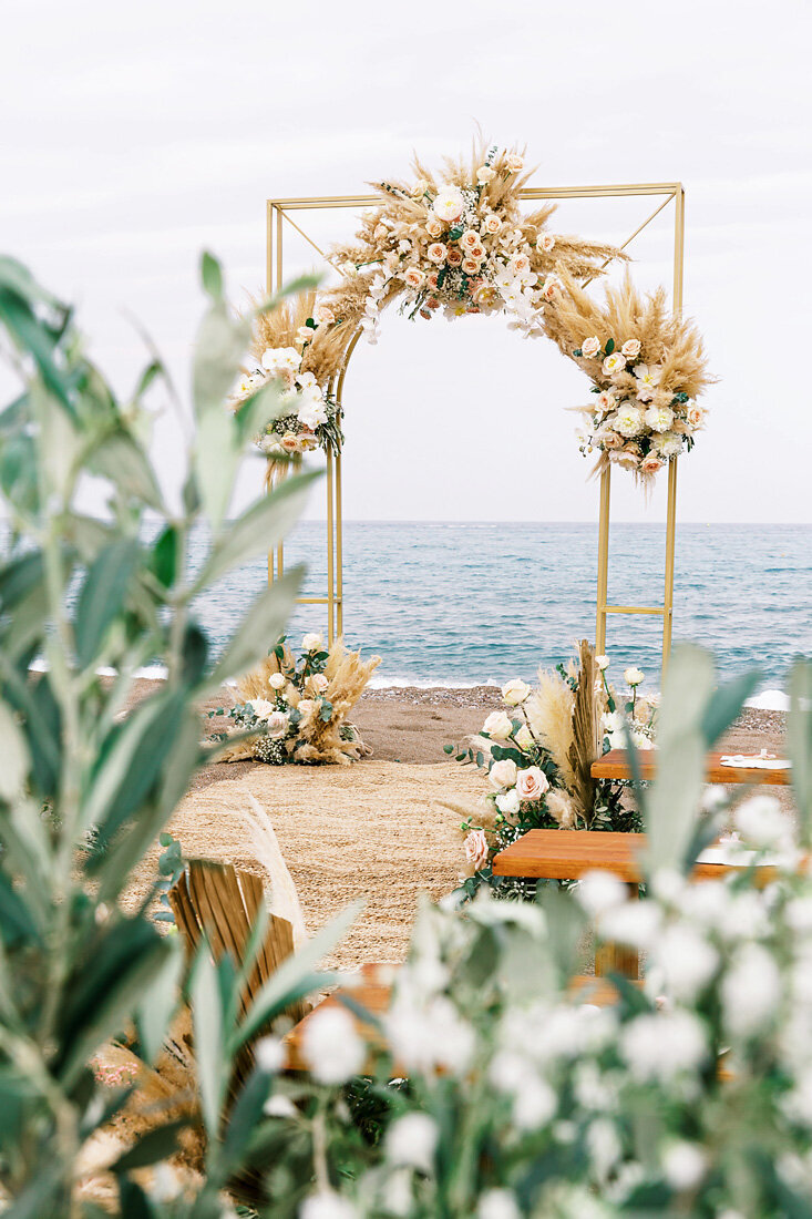 boho beach wedding in Greece (2)