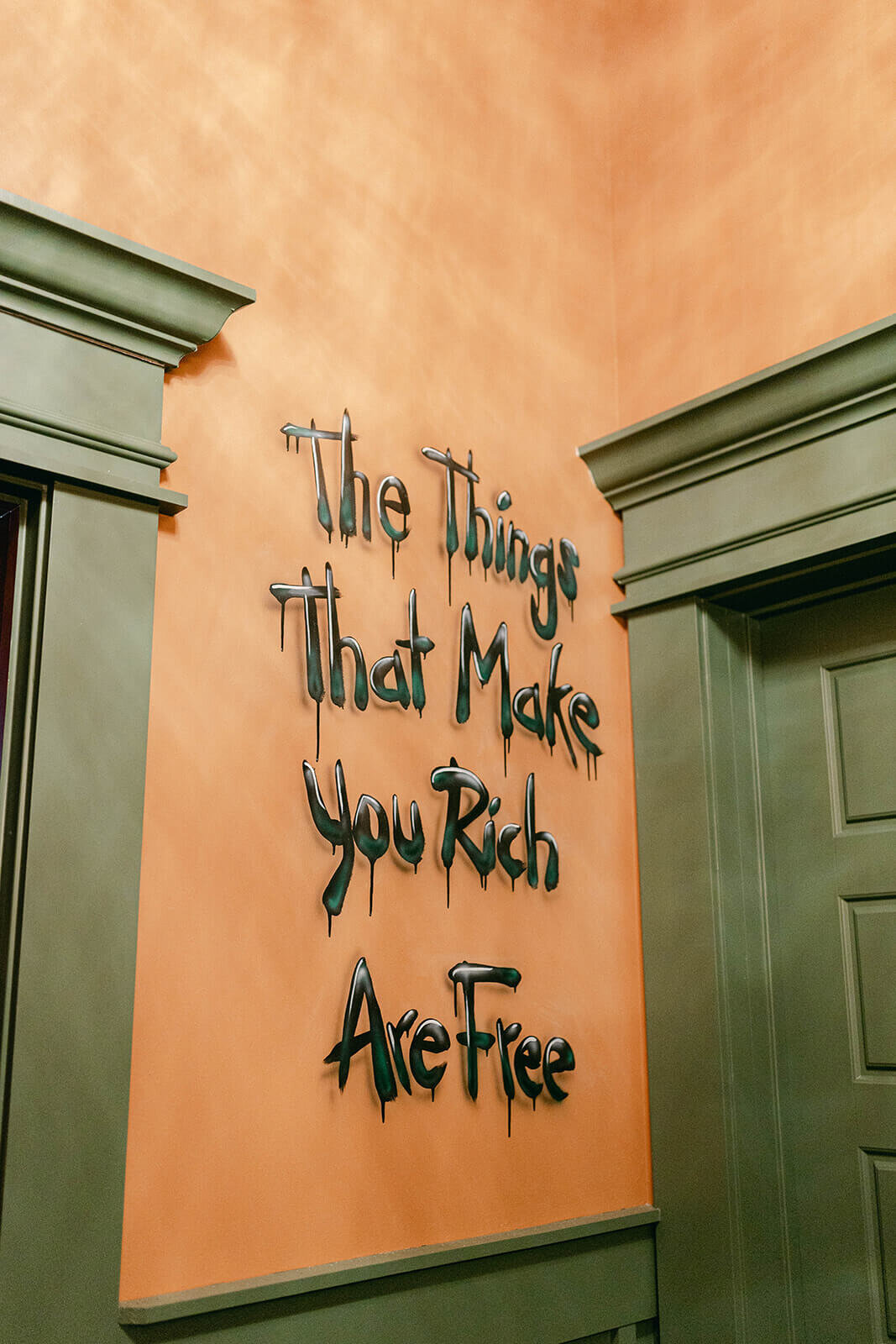 Banksy_Quote_Rich