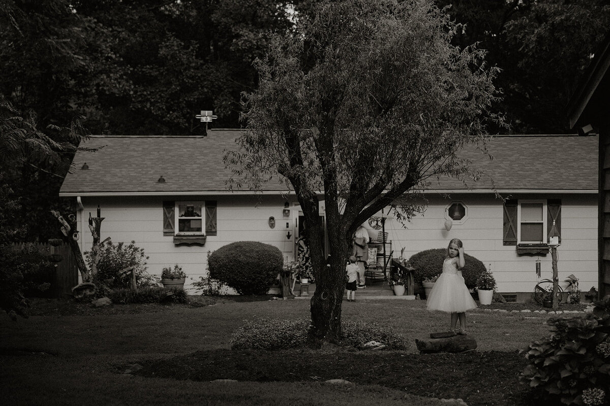 Stratman Imagery, Intimate Wedding and Family Photographer based in Western North Carolina, New York City. Destination Weddings. Asheville Documentary Wedding Photography. Moody.