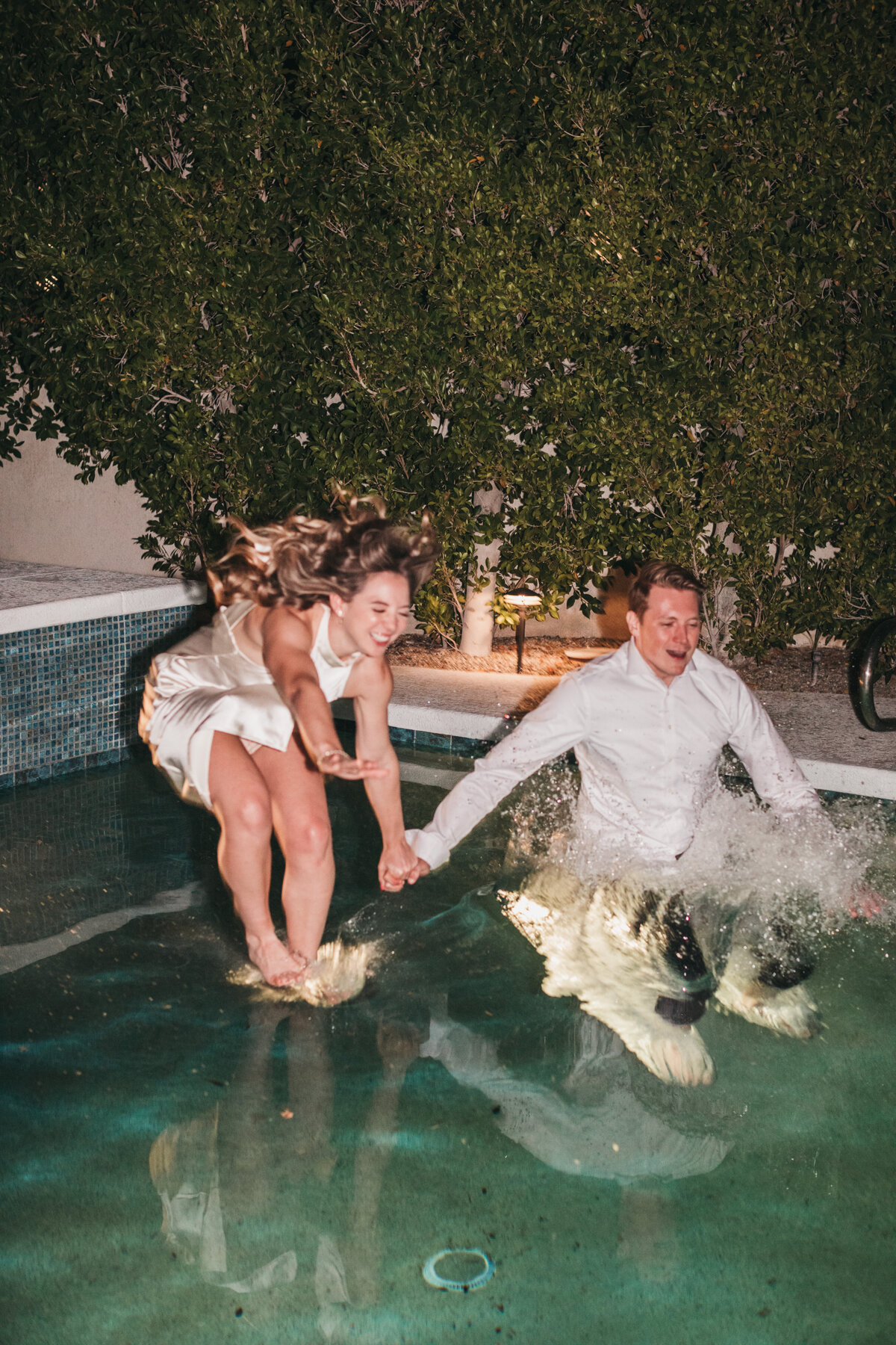 Palm Springs California elopement photographer and planner.  Specializing in all inclusive elopement packages. 