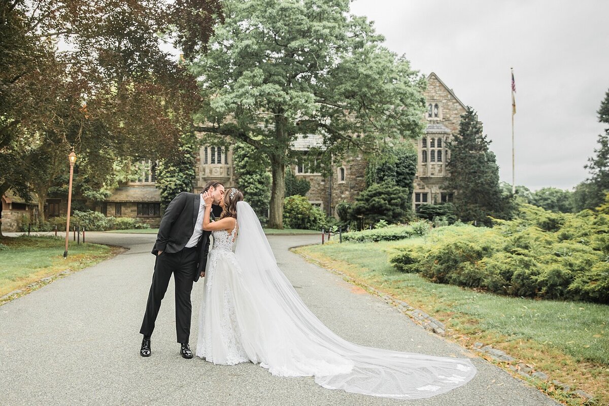 New Jersey Wedding + The Castle at Skylands Manor +  Jewish Wedding + Summer +  Jewish Couples + Jewish Bride + Yael Pachino Photography LLC + Val and Matt_1096