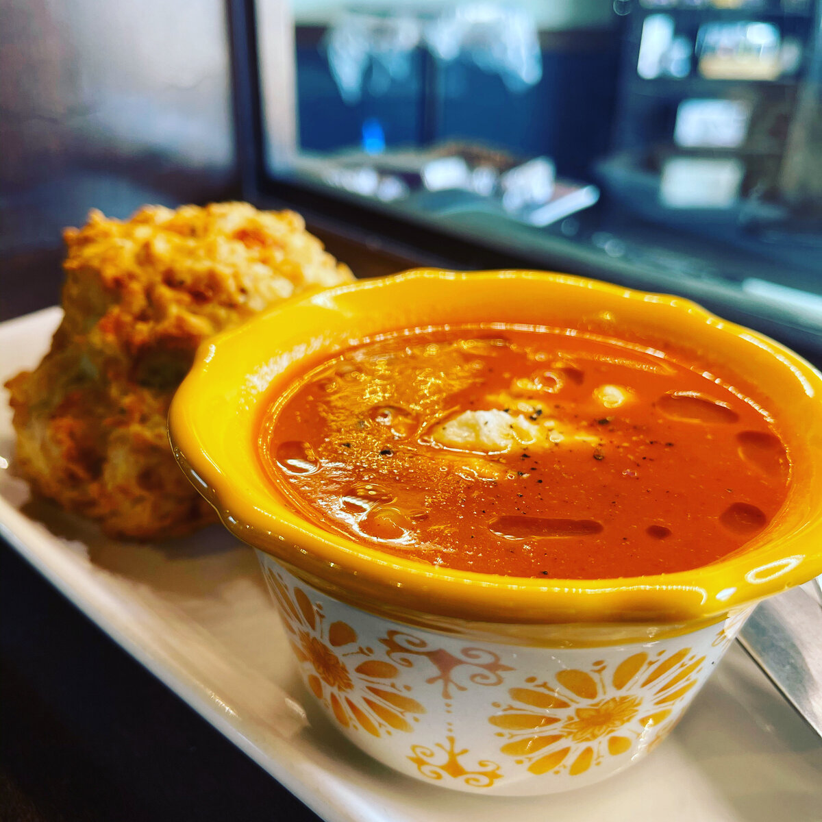 outdoor-seating-patio-french-press