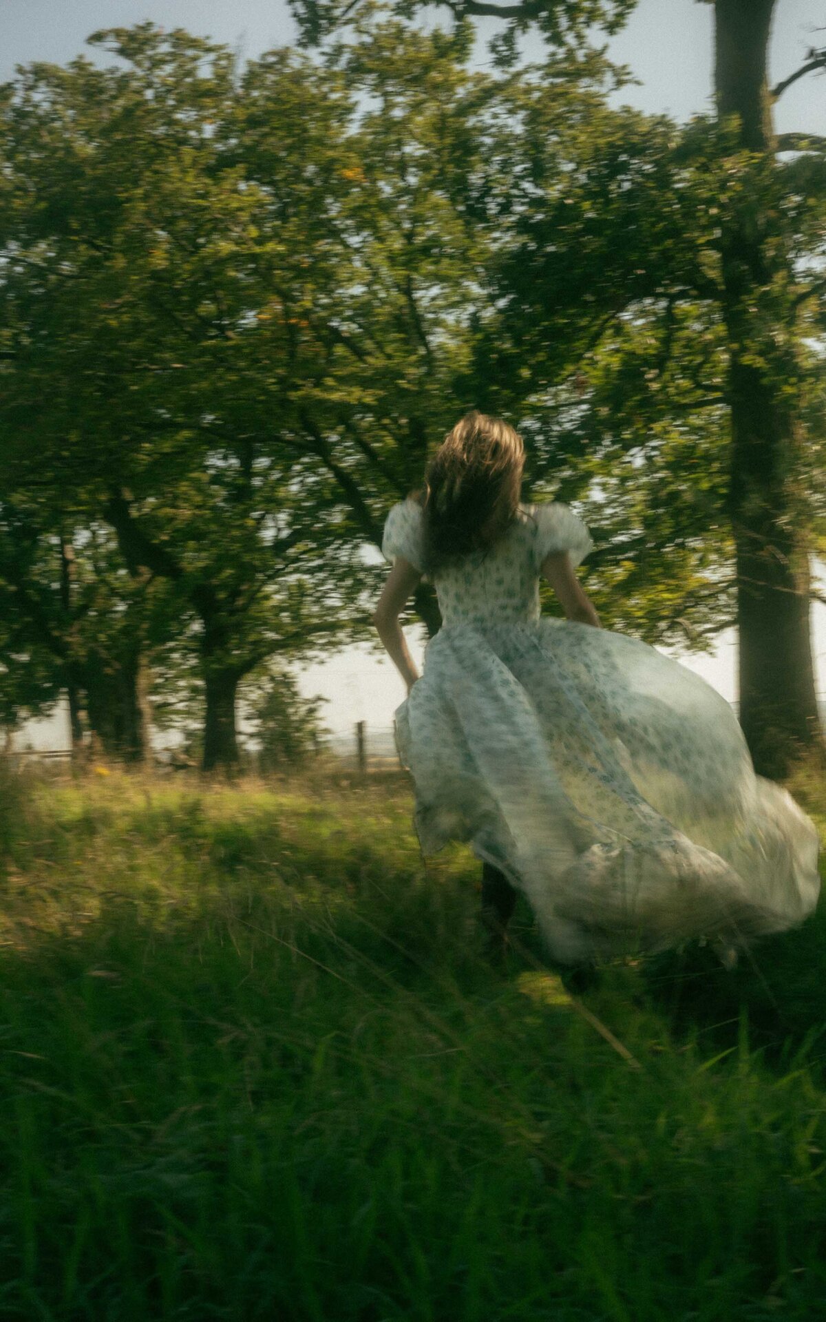 True moments of love and joy captured candidly during your wedding day.