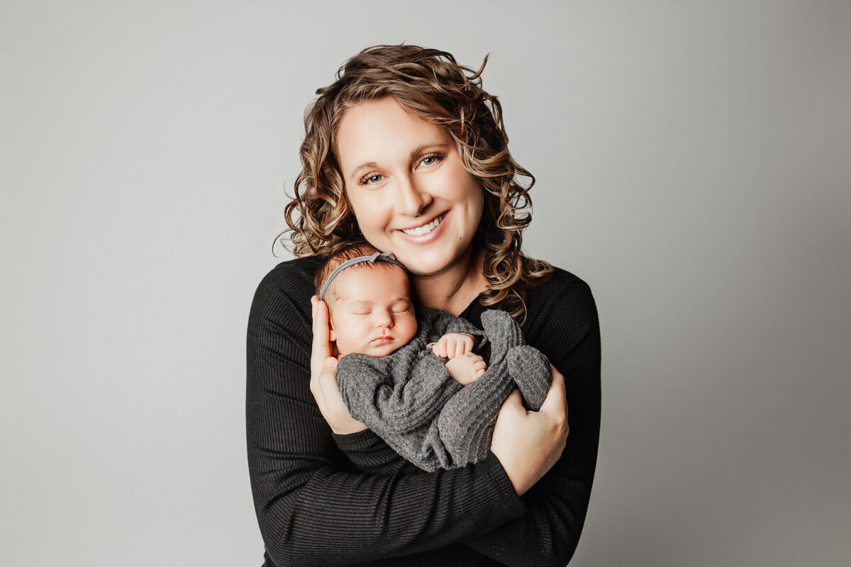 best motherhood photography Cave Springs, Bentonville motherhood photographer, mommy + me portrait session NW Arkansas