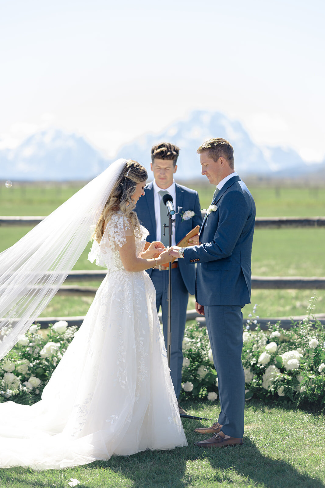 Diamond-cross-ranch-wedding-J-NFoxtails-photography-087