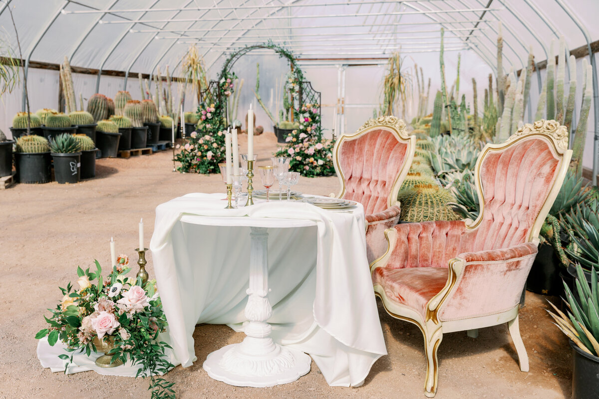 of-the-desert-flor-las-vegas-wedding-florist-cactus-joes-0001