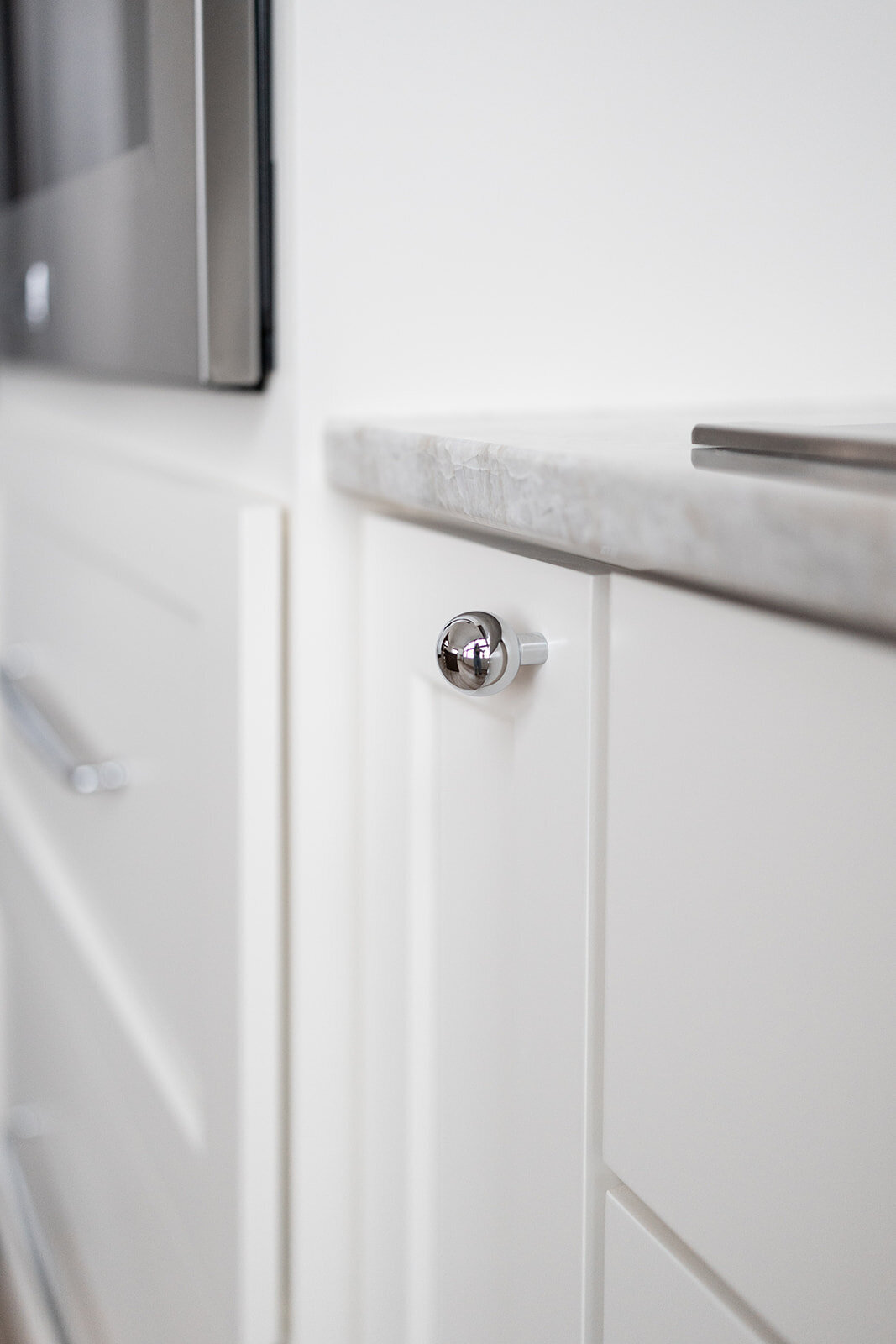 michele rosenboom design clean country renovation kitchen knob and white cabinets