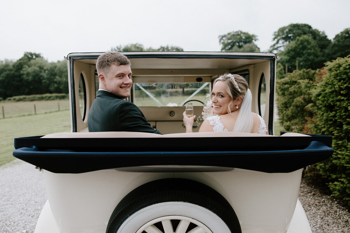 0251Sophie & Ross - Hazel Gap Barn - Dan Tomkins Photography-1