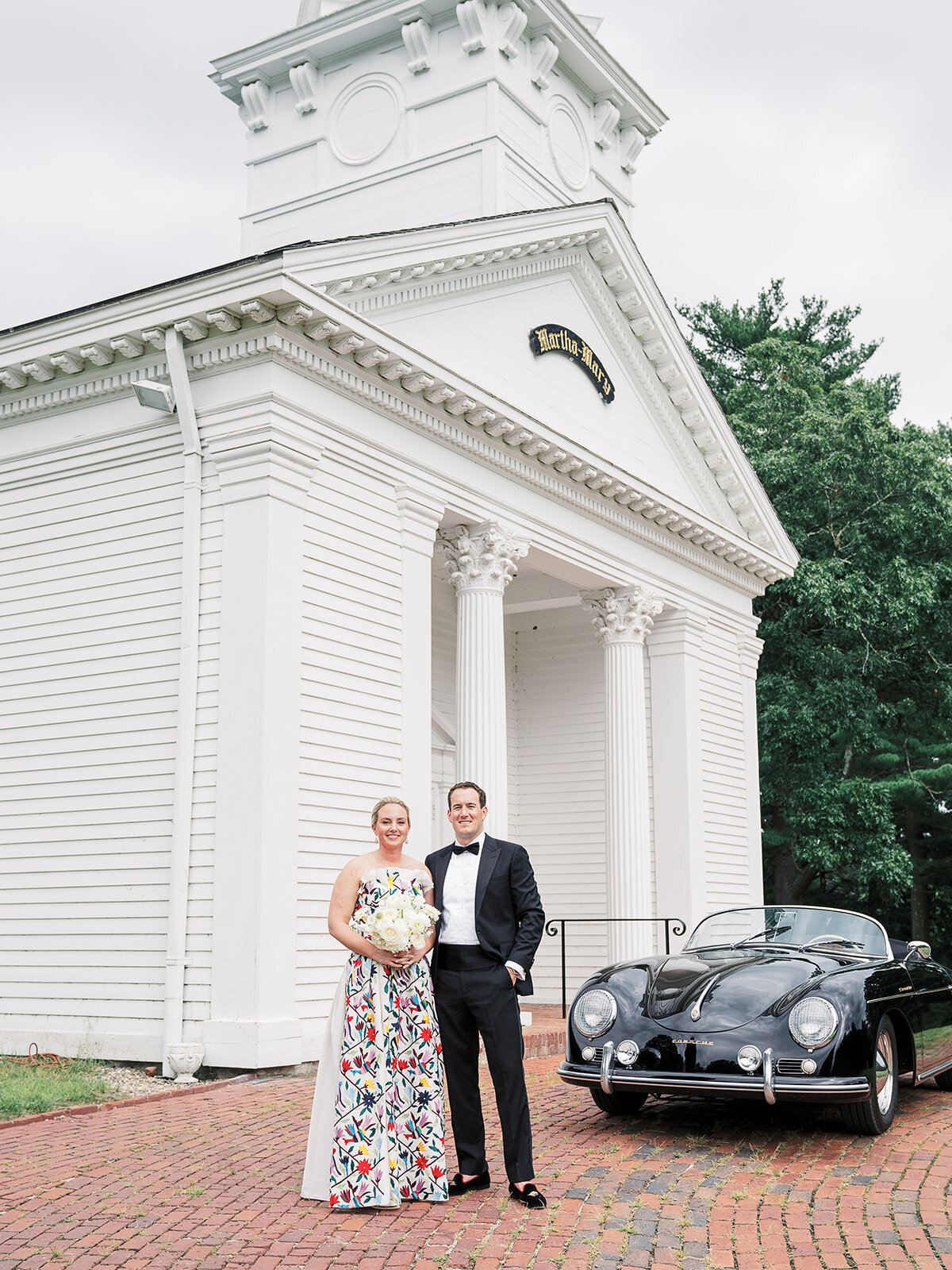 Kate-Murtaugh-Events-Boston-wedding-planner-elopement-microwedding-bride-groom-chapel-ceremony-outdoor-portrait