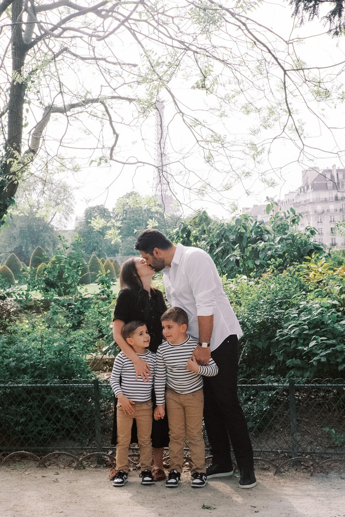 Paris family photoshoot-5