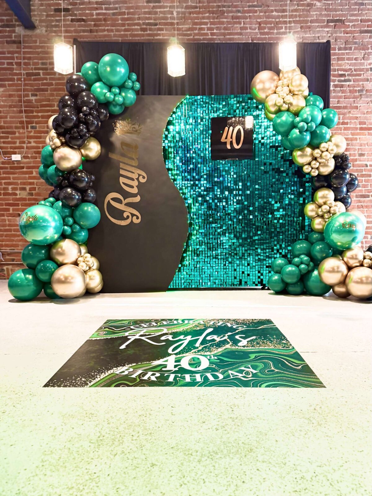 Shimmer wall and balloon arch in St Louis by Dreamsc8pe Event Co