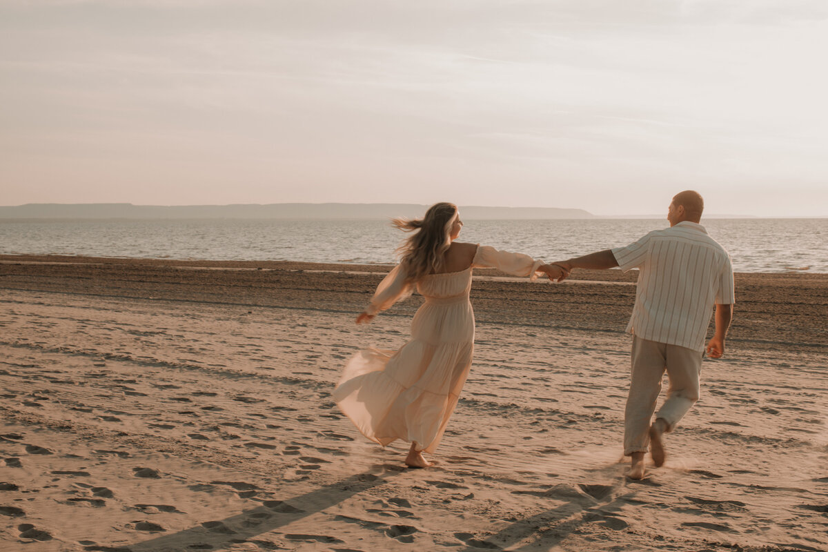 domi-josh-elopement-wedding-engagement-wasaga-beach-tiny-lake-sunset-barrie-summer-50