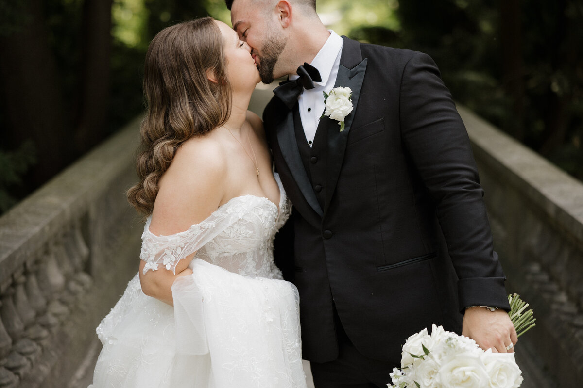 Candid Indianapolis wedding photography romantic couple moment
