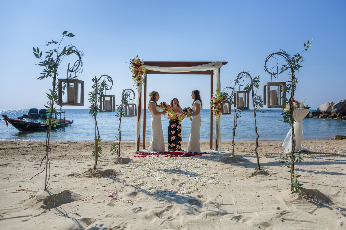 Wedding by Forever Lovestruck - Koh Tao wedding planner