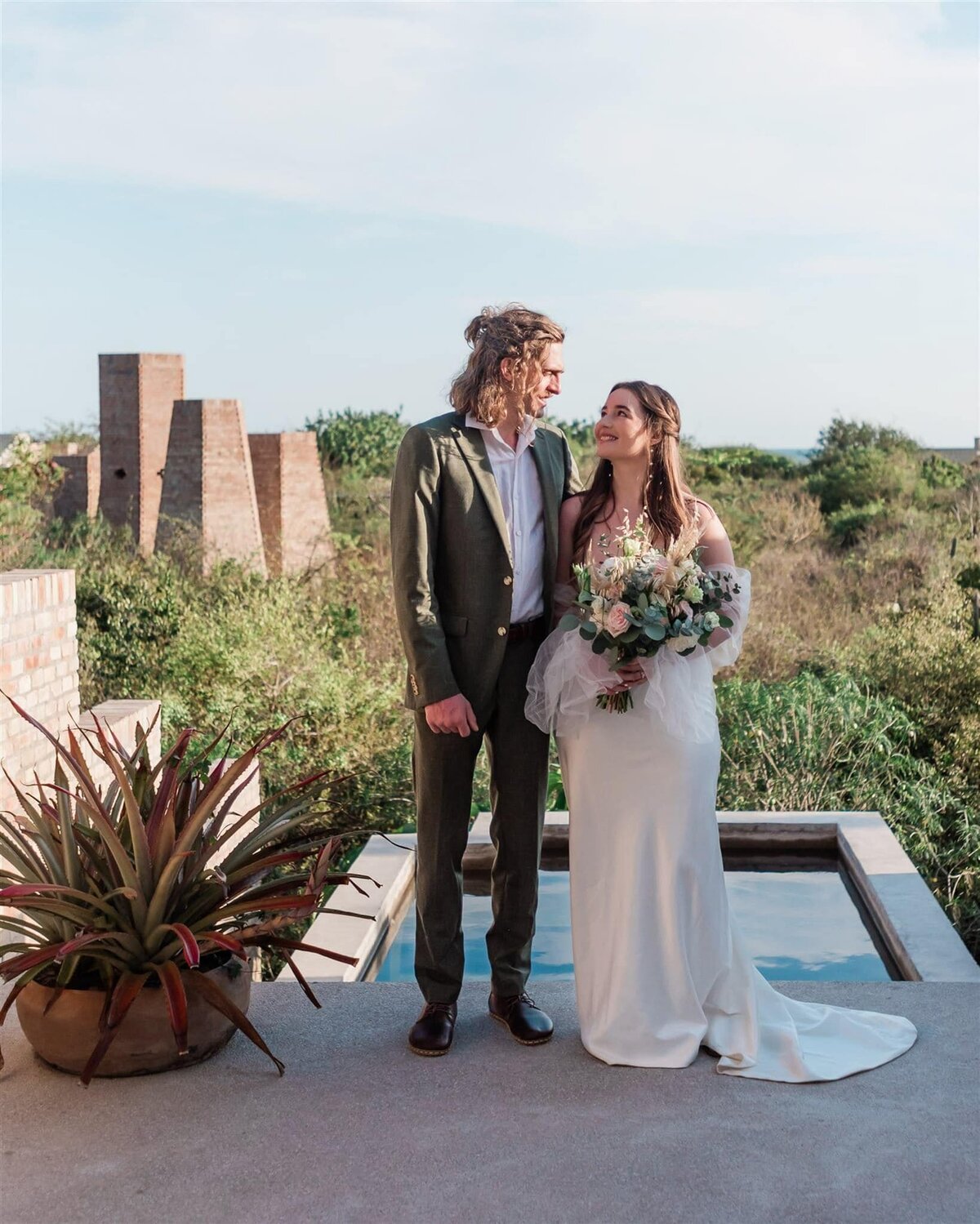 luxury-architecture-elopement-Mexico-Photographer-Soul-and-Sky-Weddings-6