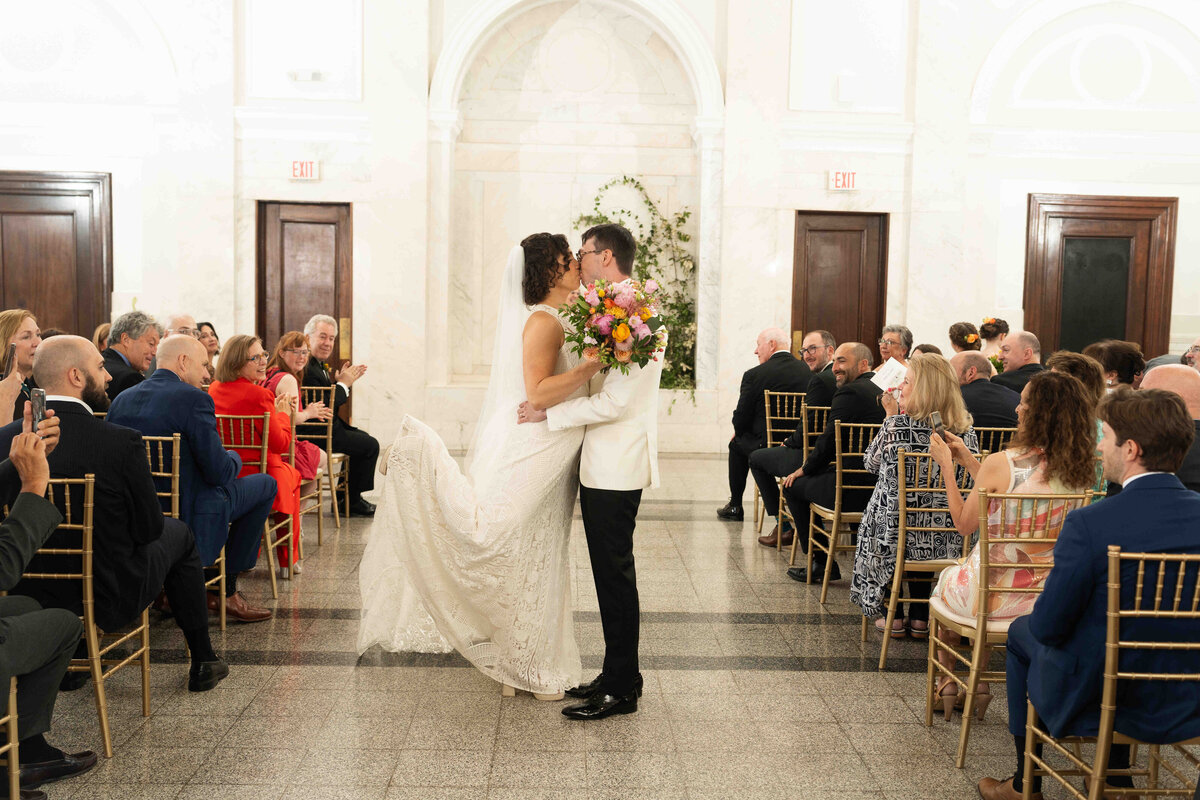 Historic Courthouse Wedding Decatur Georgia _ MadelineDaniel _ Lance Thomas Photography028