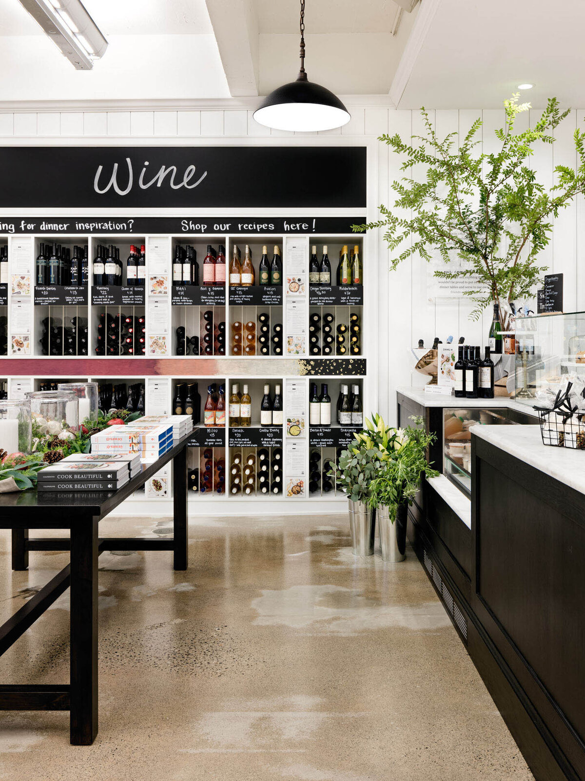 2B-kitchen-and-market-boutique-grocery-panel-plank
