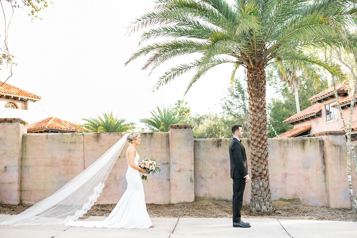 Howie Mansion photographer | Orlando photographer | Howie Mansion photographer  | Amalie Orrange | Howie Mansion wedding couple | Howie Mansion Howey in the hills florida-15