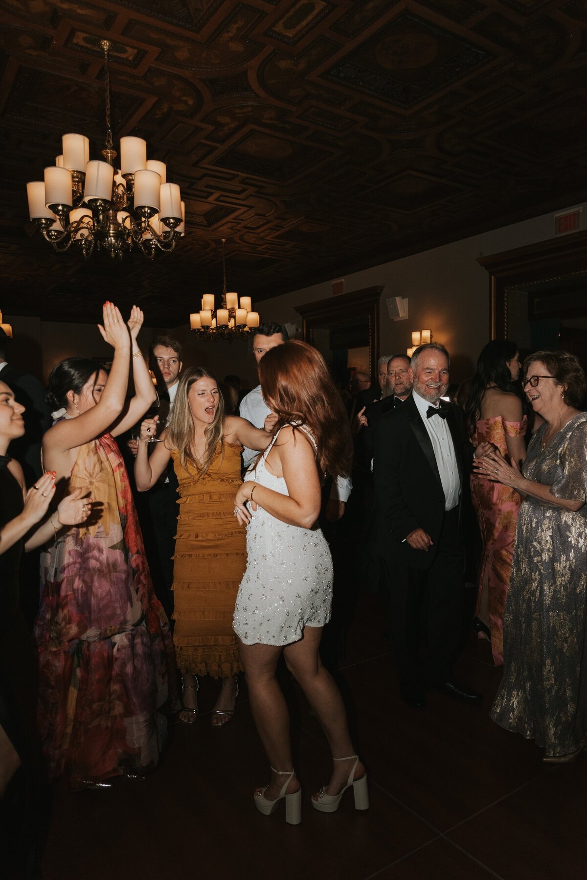Faye-Fern-Creative-MariaBLung-Meg-Brandon-New-York-Athletic-Club-St-Patricks-Cathedral-Wedding-Reception-106