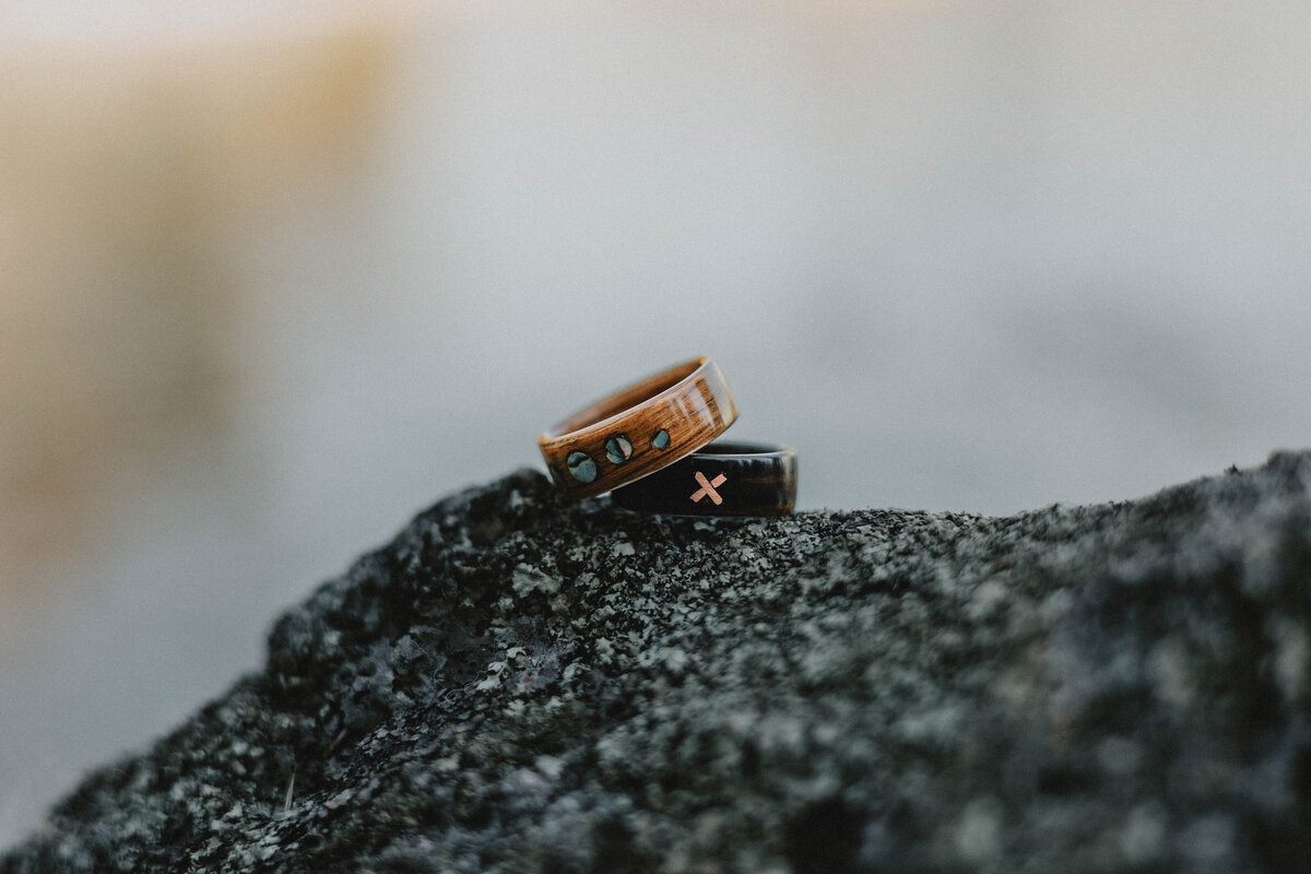 724A4477