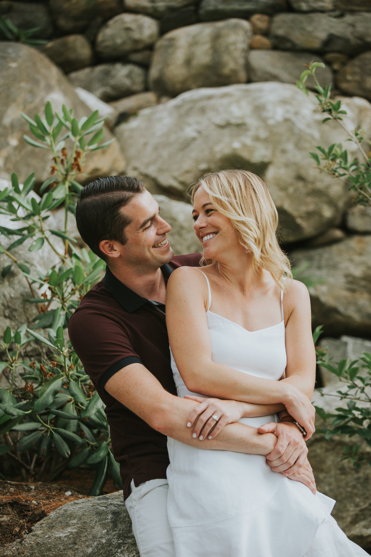 sunapee-newhampshire-couples-engagement-portrait-photographer-091