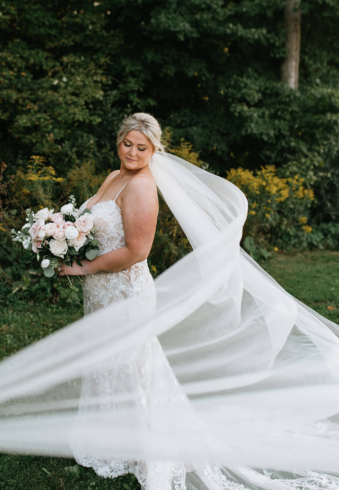 Bride-with-veil