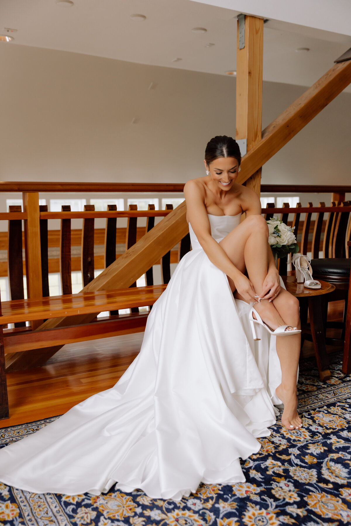 Oswego-Hills-Winery-Wedding-Photos-19