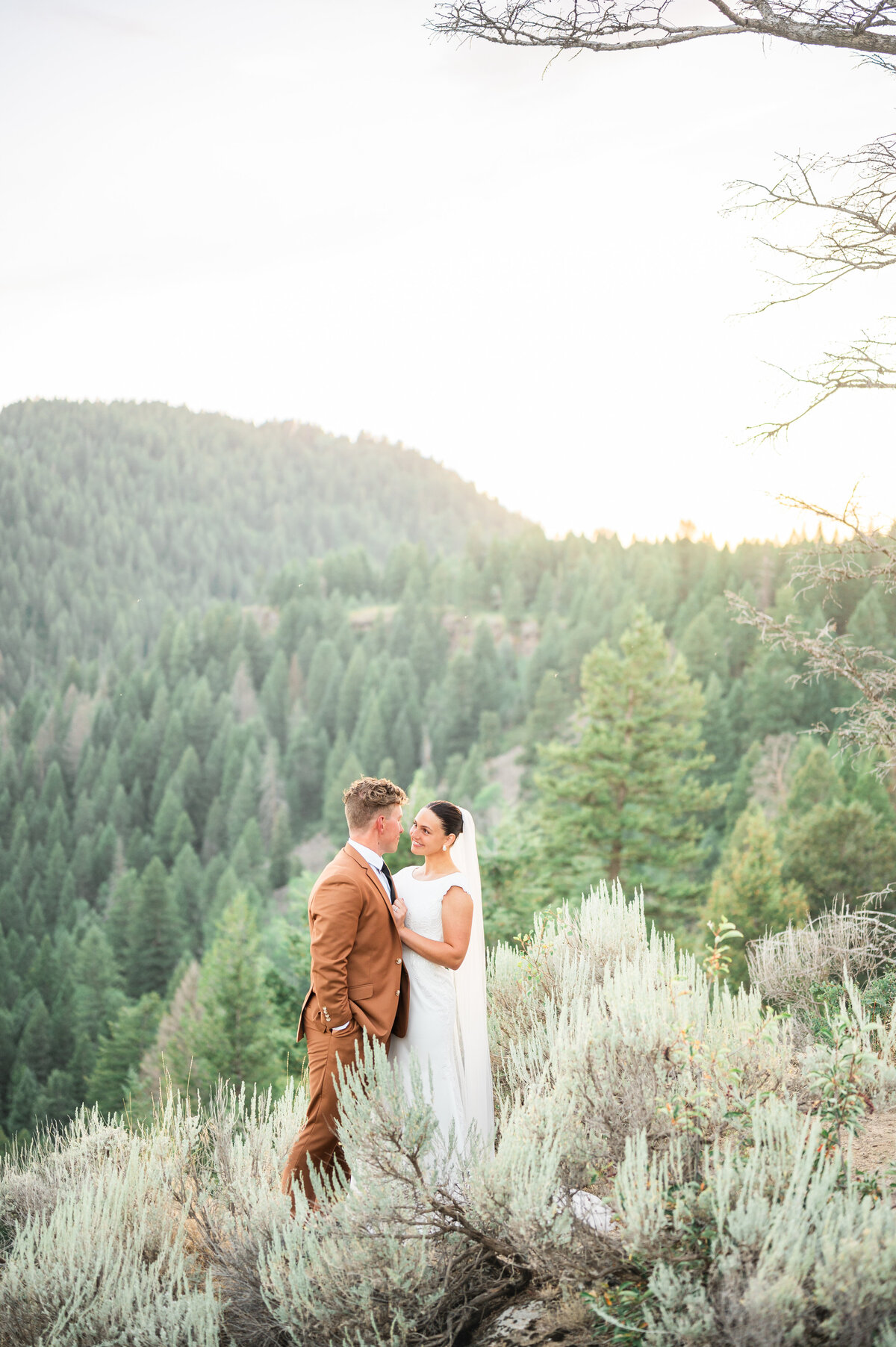 Ella & Kormic Bridals (219 of 300)