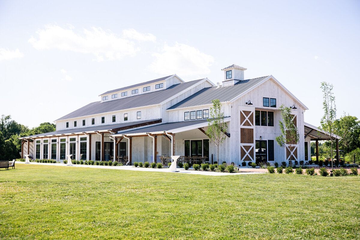 J&N Kent Island Resort Wedding-43