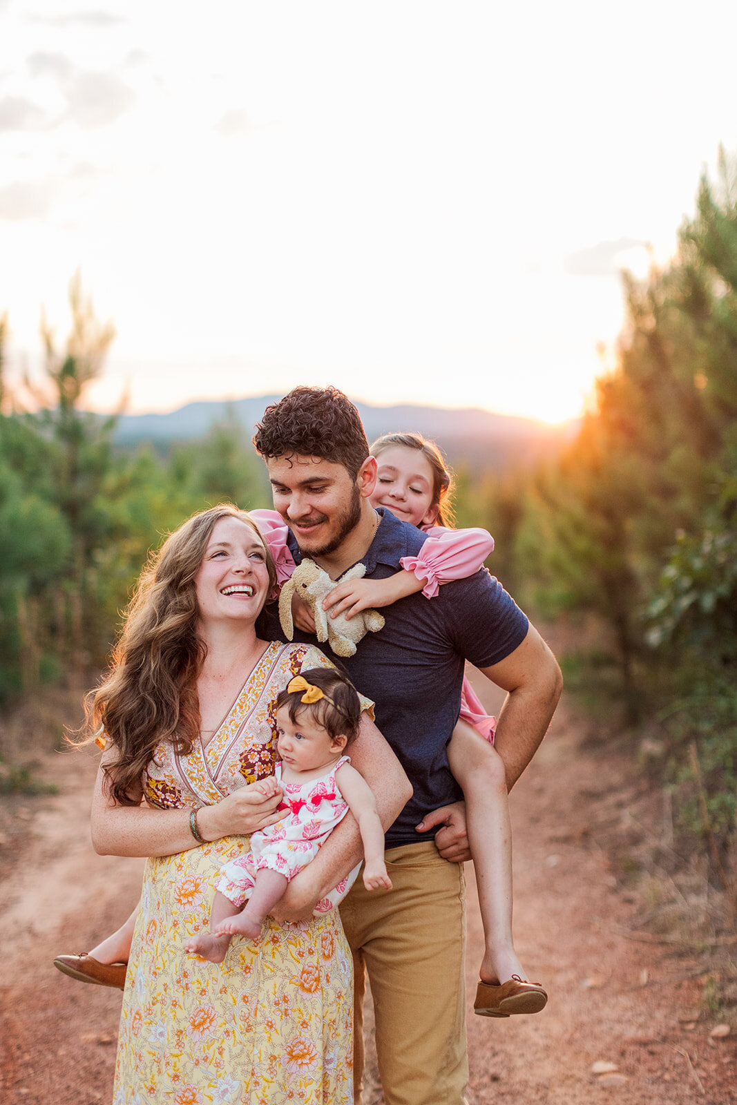 Joyful at-home photo session with Taylorsville family