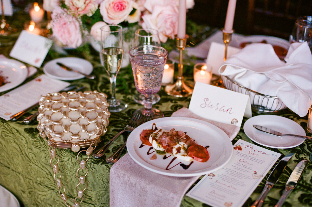 kodak_professional_portra_400_09_11_2024_000353990028