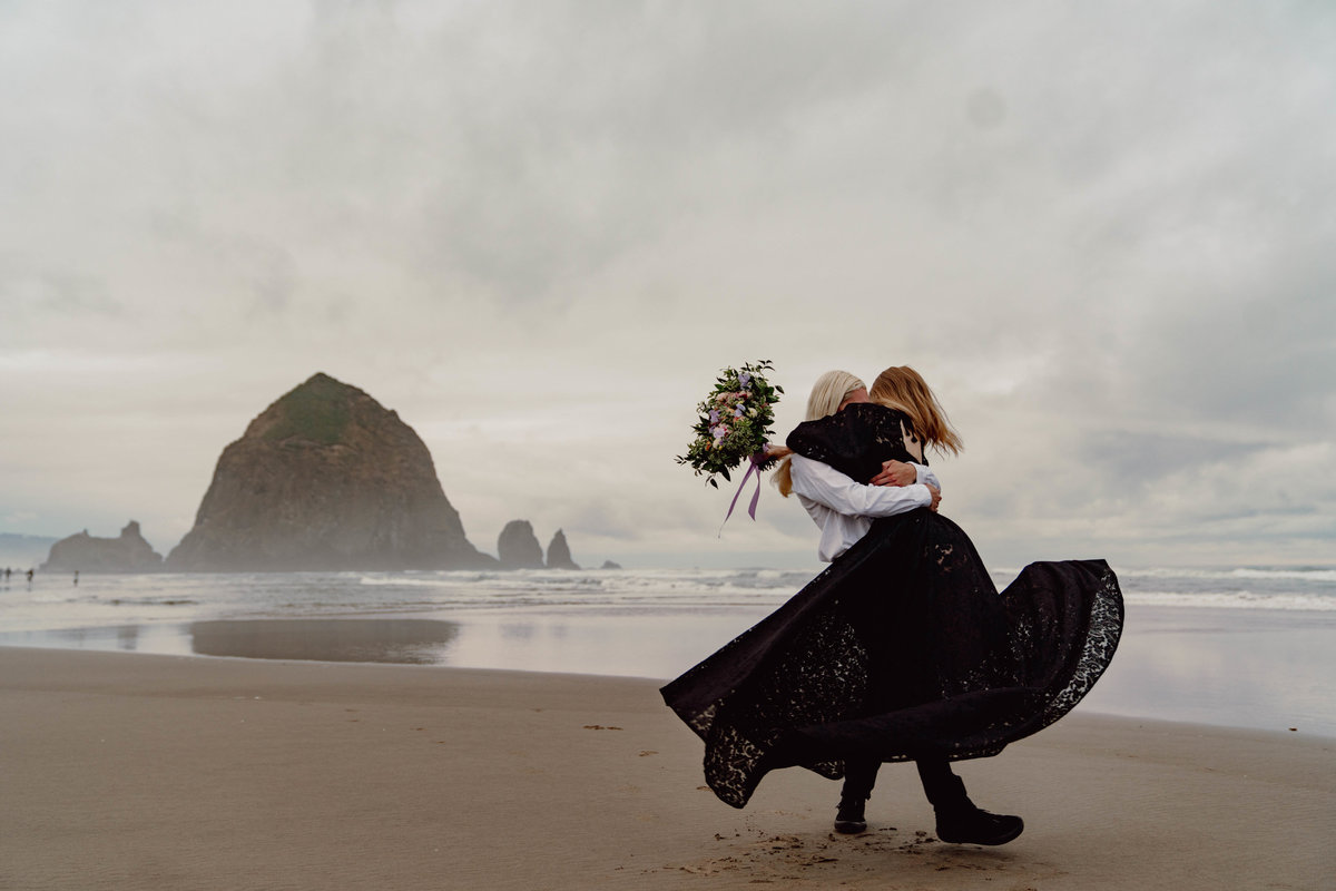 Ryan+Rachel_Cannon_Beach_Elopement_Oregon-1