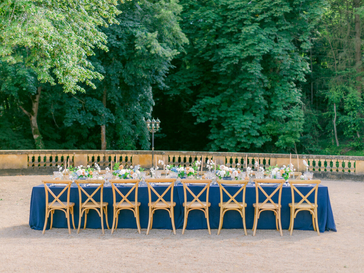 wedding table blue linen french countryside  photographer