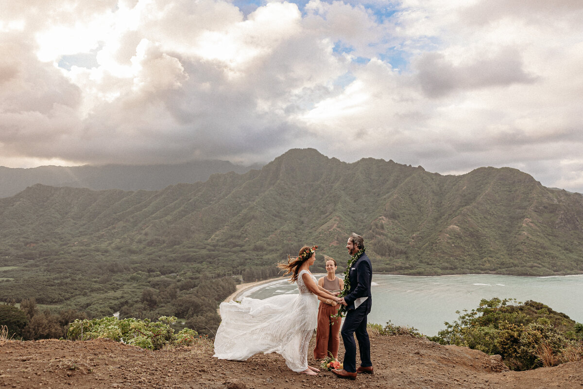 Crouching-Lion-Hike-Elopement-7
