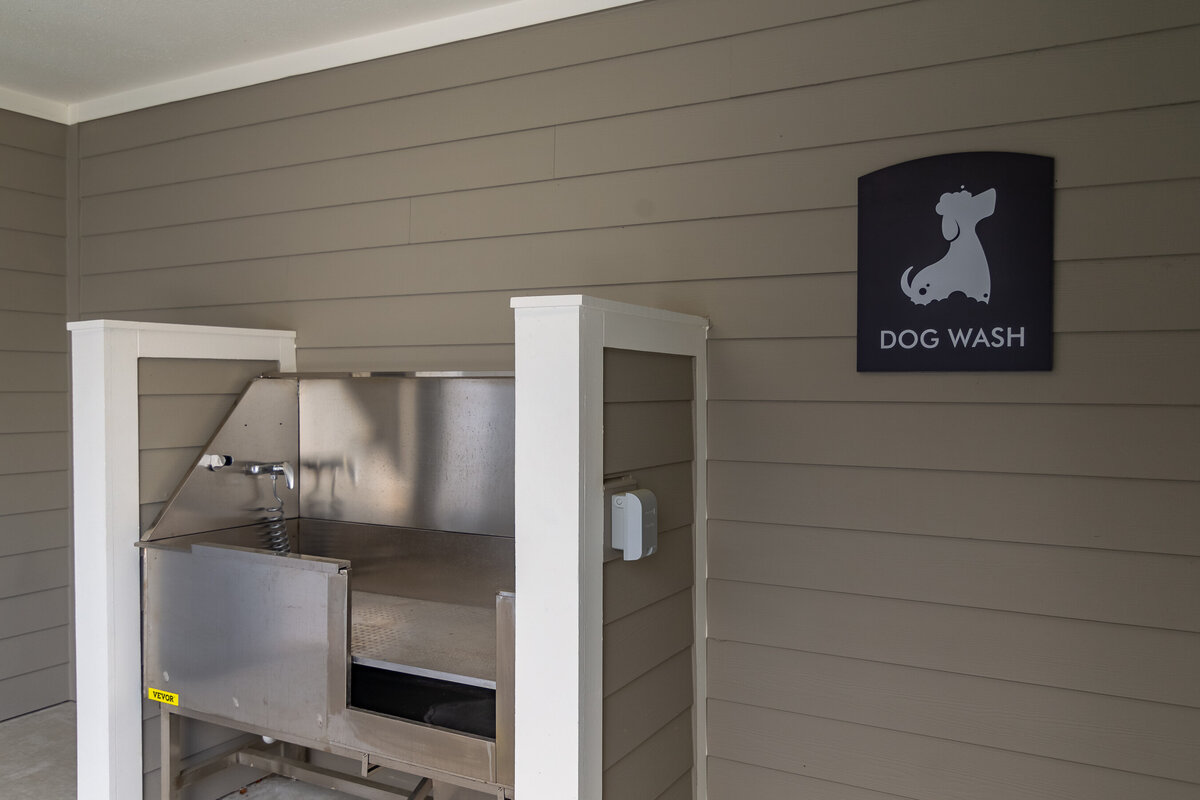 042324ROCHESTERPARK-133