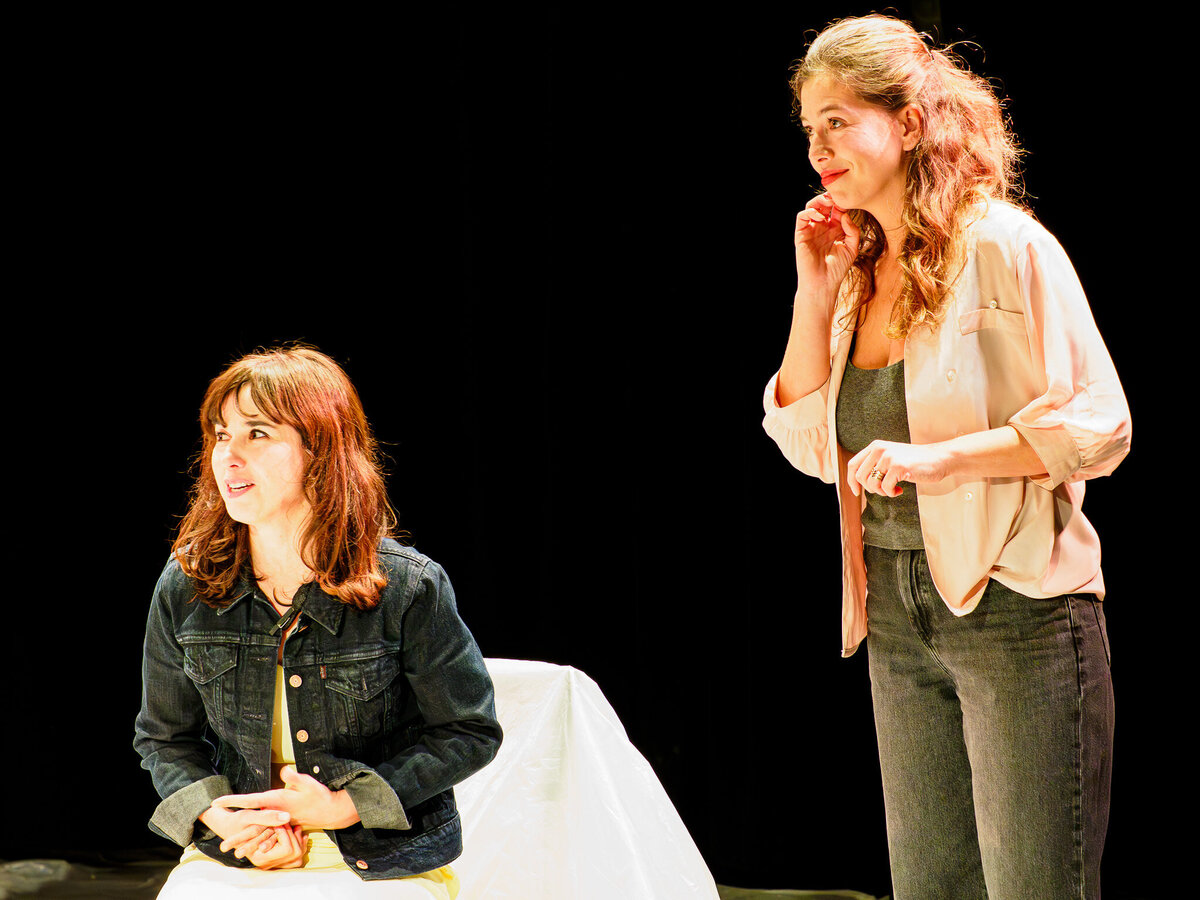 LES CONSOLANTES de Pauline Susini ©Marie Charbonnier_B200025