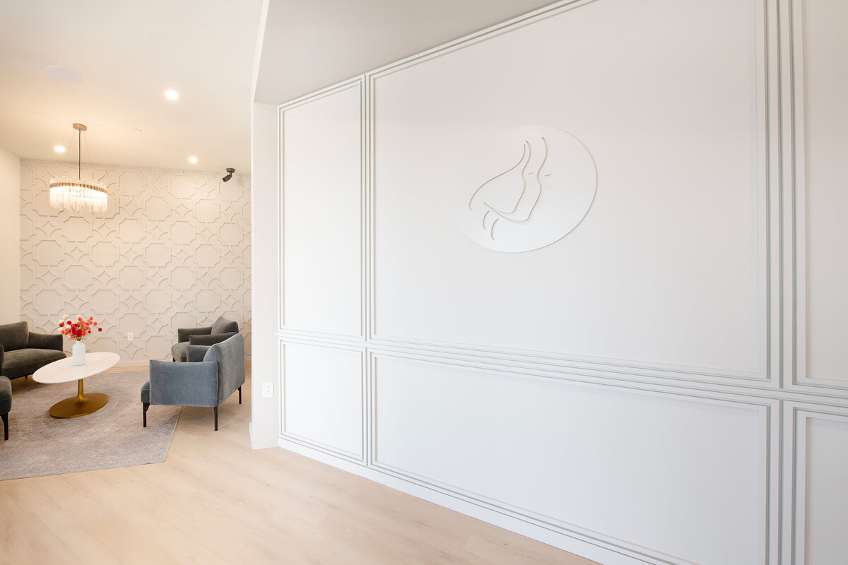 interior-design-medspa-neutral-chic