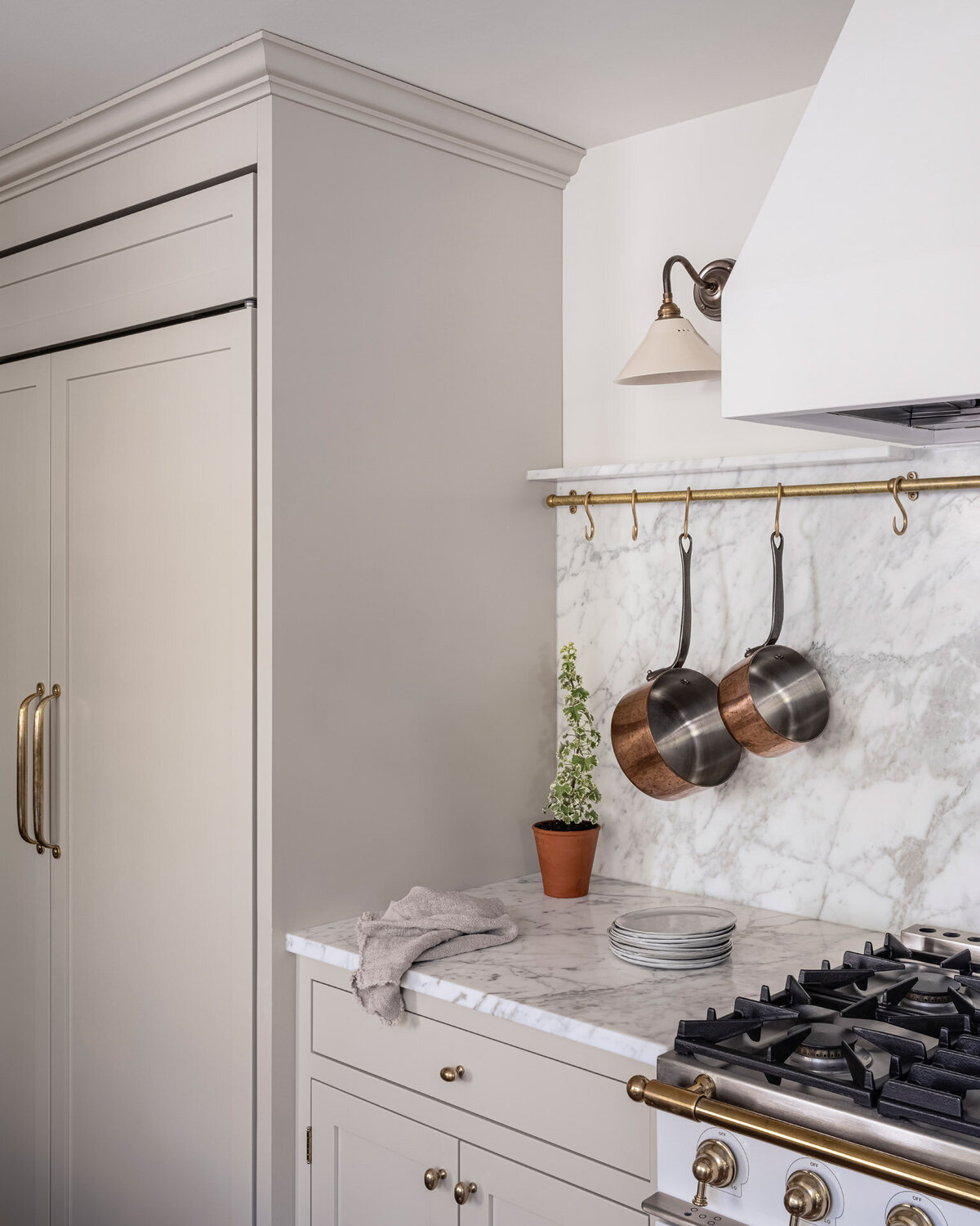 Integrated-fridge-cabinetry