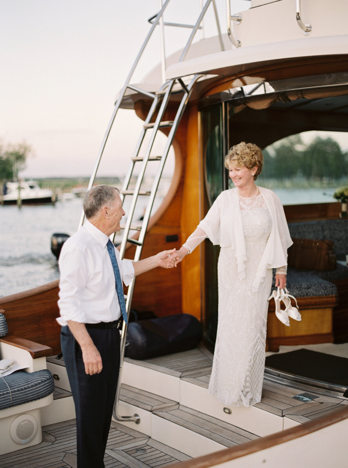 Inn At Perry Cabin Wedding in St Michaels Maryland by Eastern Shore Wedding Photographer Megan Bennett Photography