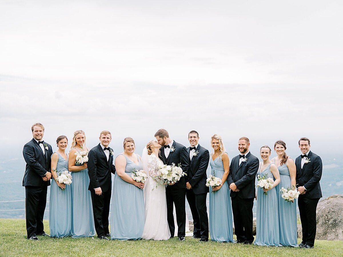 wedding-bridal-party-bride-groom-celebrate