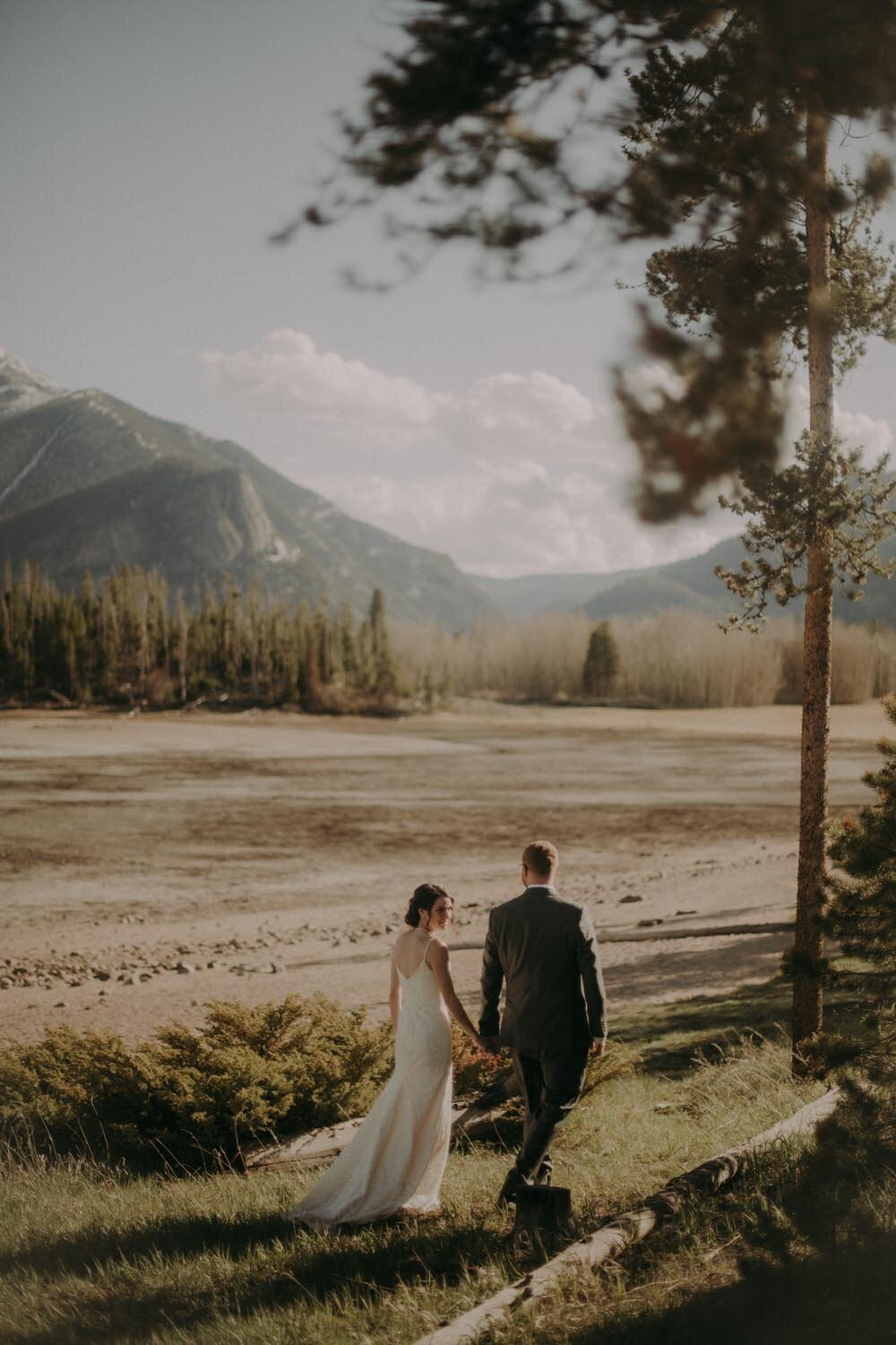 Joslyn&Ryan_Bride&Groom_Kikicreates-55
