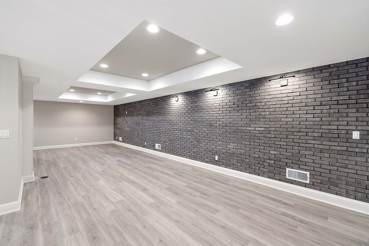 6655 Roseberry Interior-45