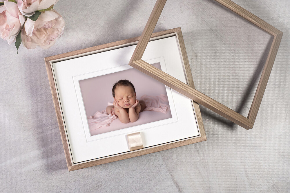 PRODUCTS_.TIMBERFRAMEDPORTRAITBOXALBUMBABYGIRL
