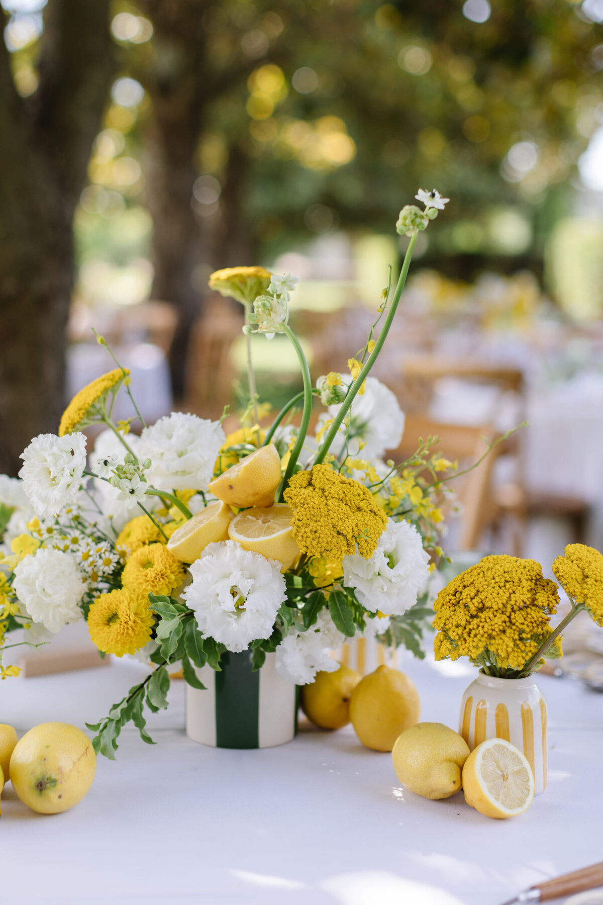 Yellow-and-green-table-decor