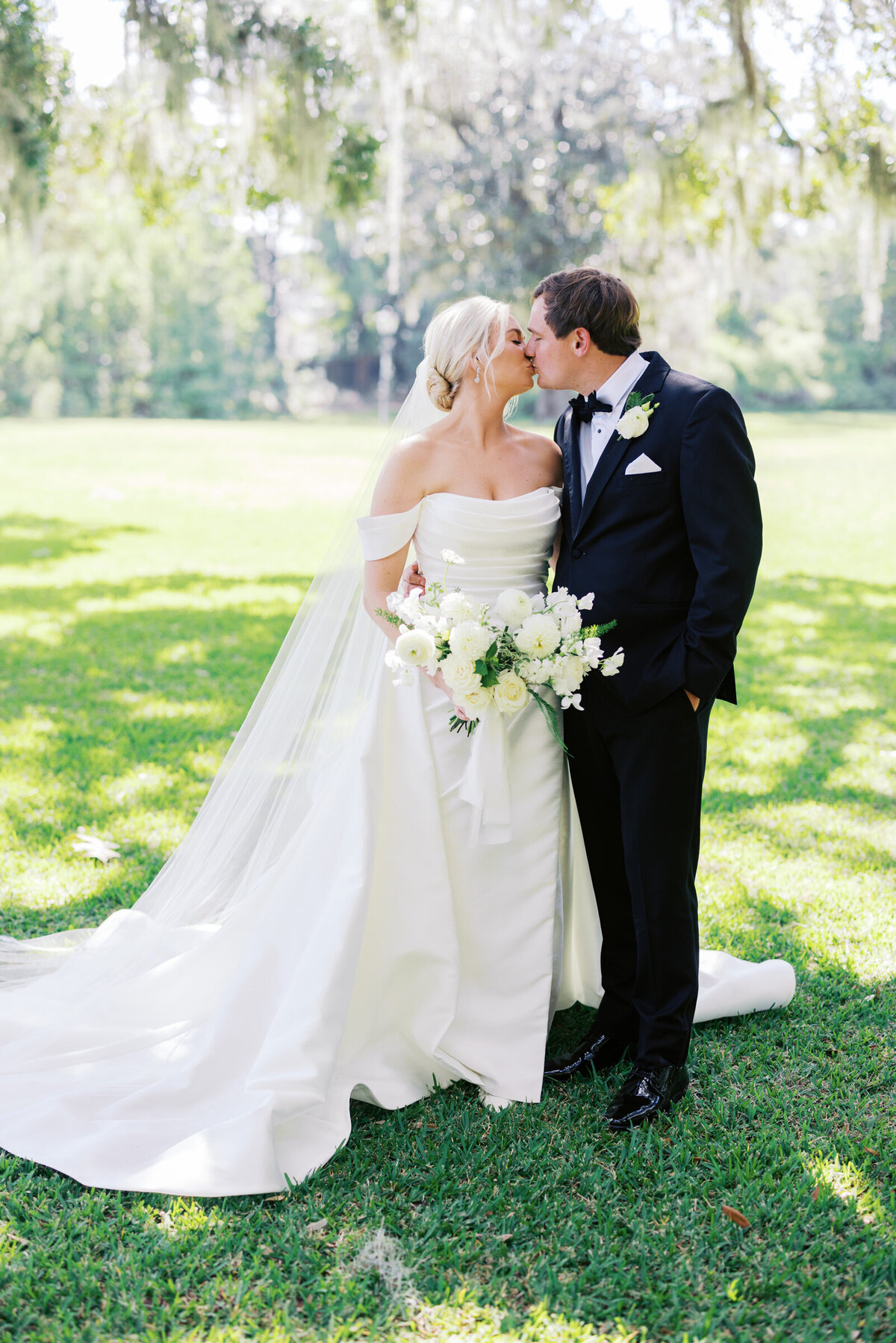 Old wide awake bride and groom