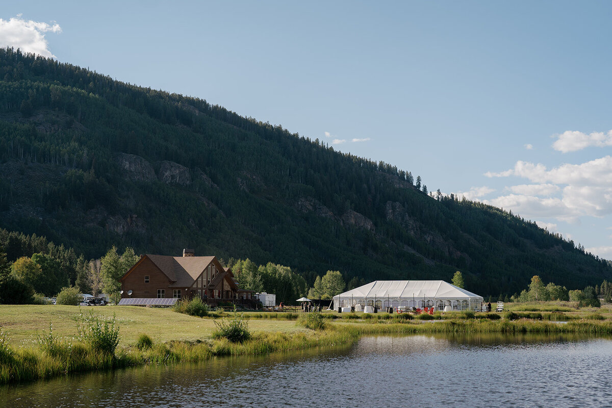 Aspen_Colorado_Tented_Wedding_JL-534