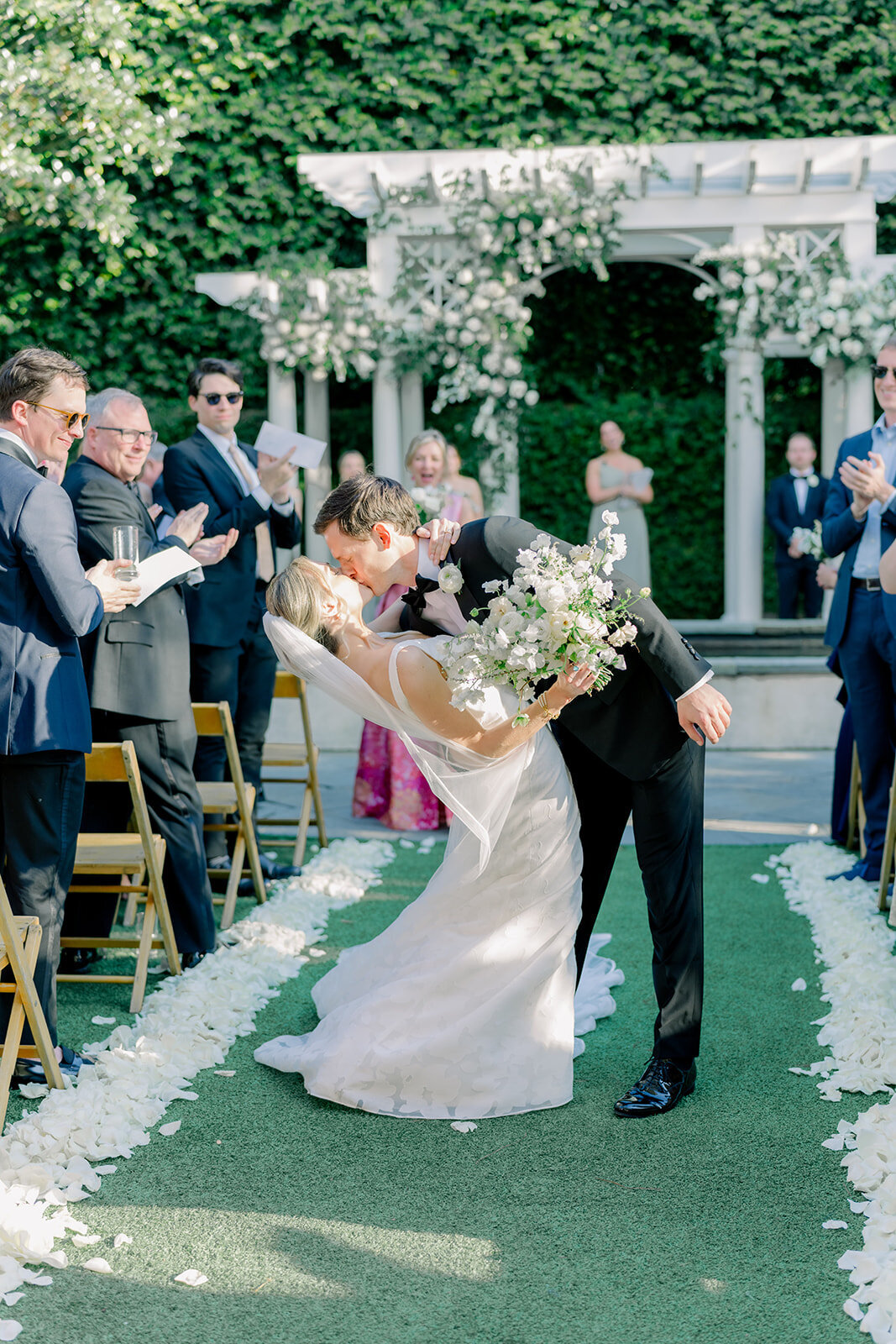 green_white_william_aiken_house_destination_charleston_wedding_kailee_dimeglio_photography904_websize