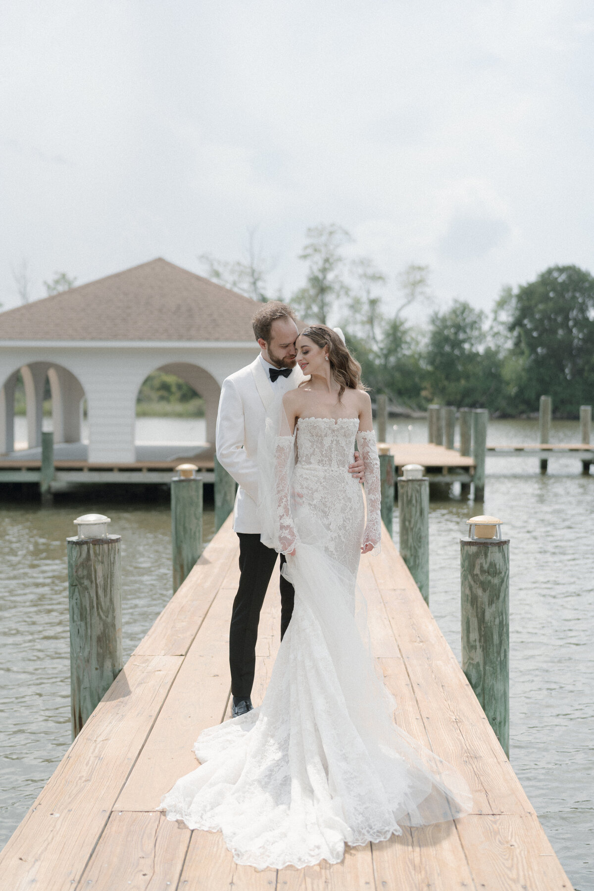 Grace & Ardor Co. East Coast Wedding Engagement Photography Pennsylvania New York City New Jersey Timeless Bold Art Direction Editorial Erin McGeever St Michaels Maryland Kirkland Manor-3