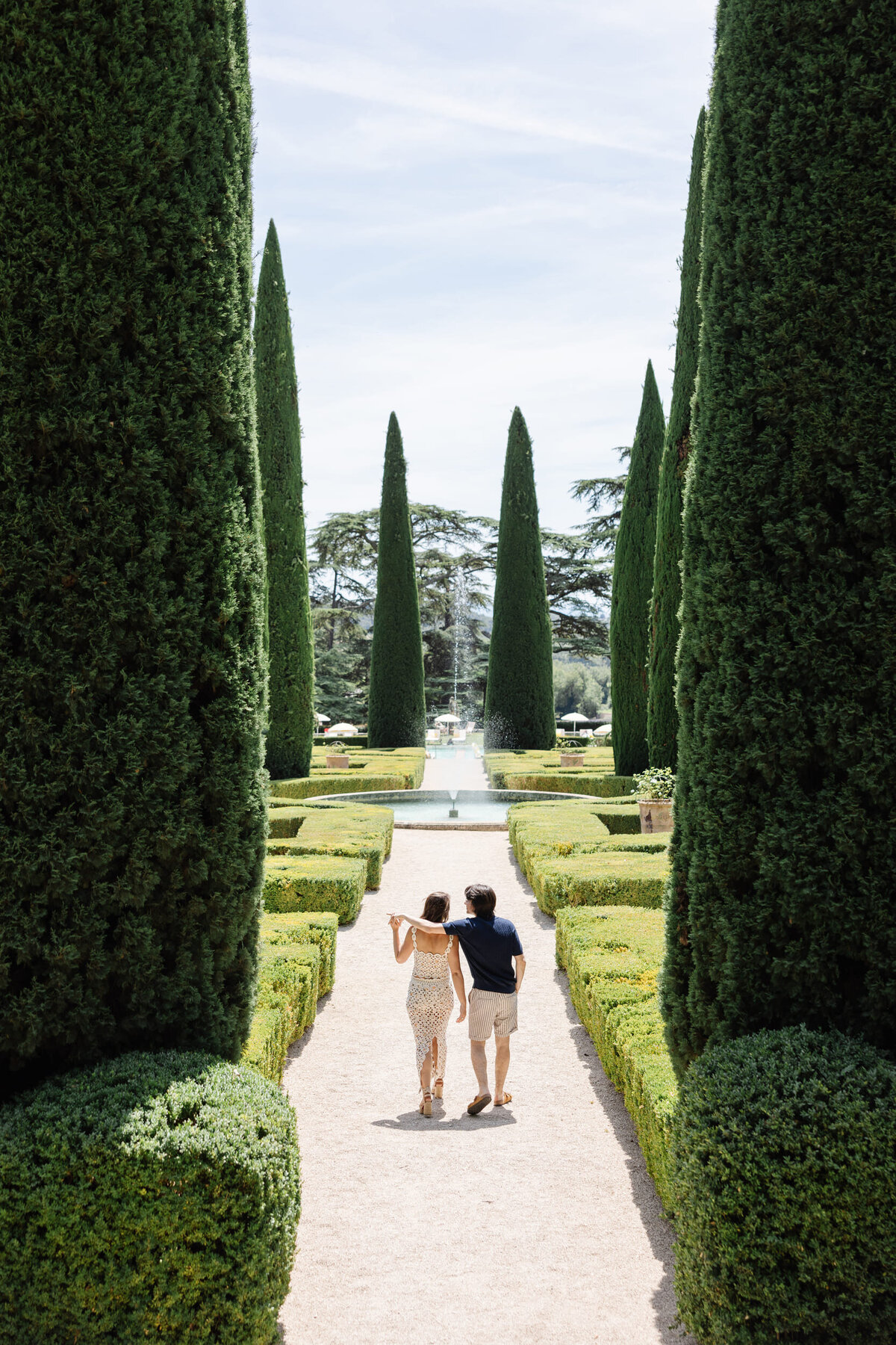 French-gardens-wedding-in-Provence