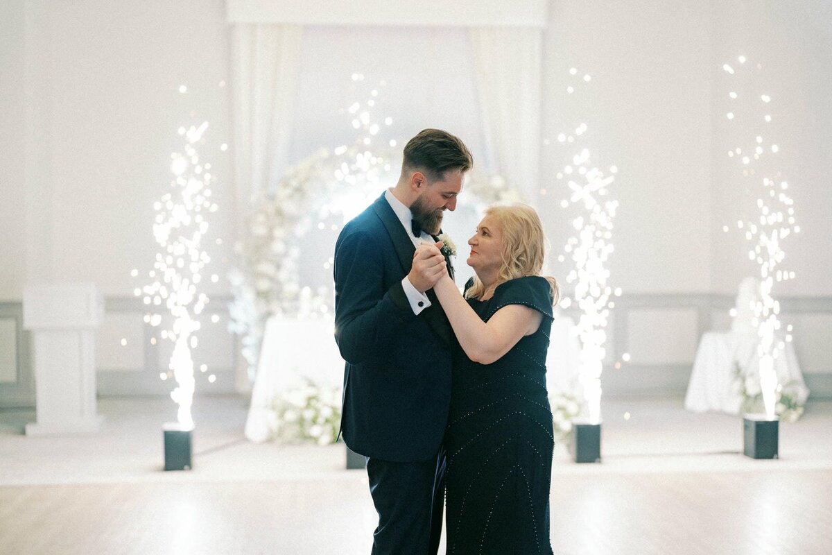 W8-Wedding-events-Deer-Creek-Shelly-and-Alexander-2024-09-28-2500px-1190